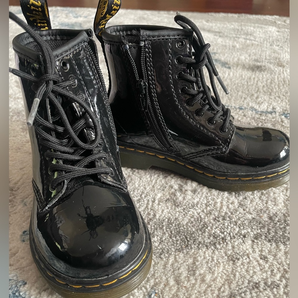 Black toddler Dr Martens in great condition.
